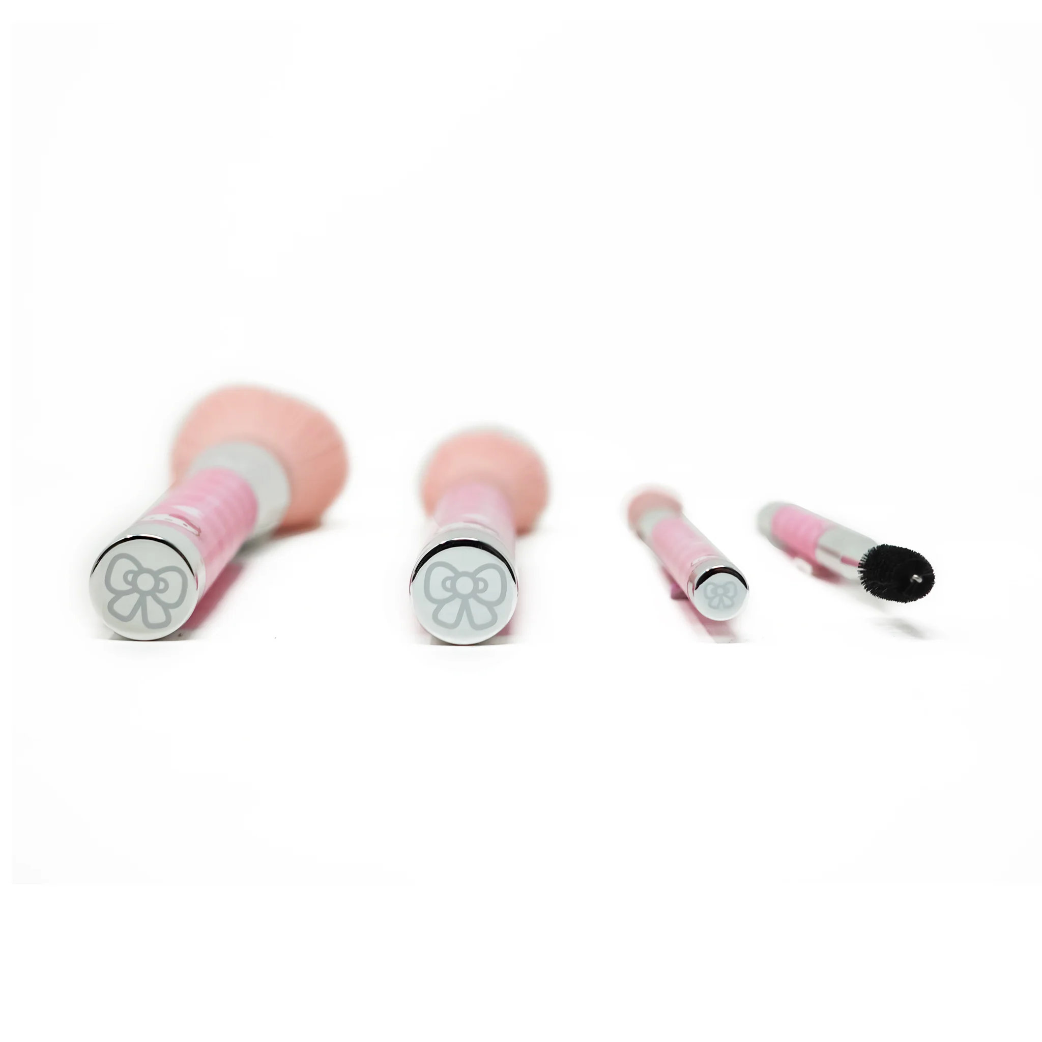 Hello Kitty® Holiday Beauty Tool Bundle - Image 14