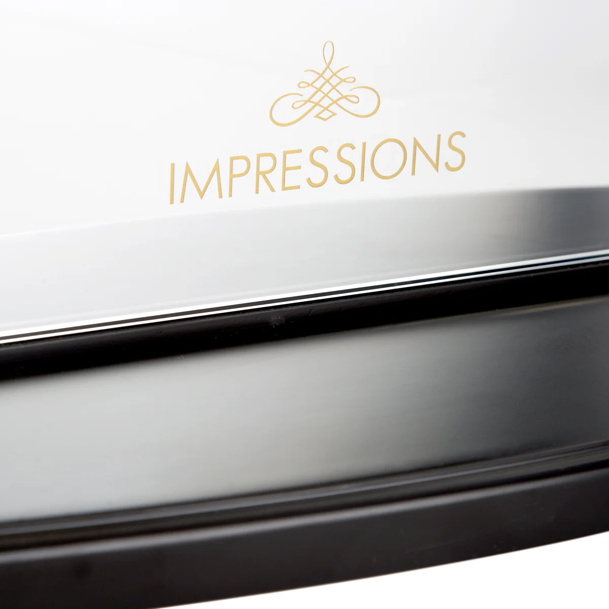 Hollywood Glow® Pro Trifold Vanity Mirror - Image 6
