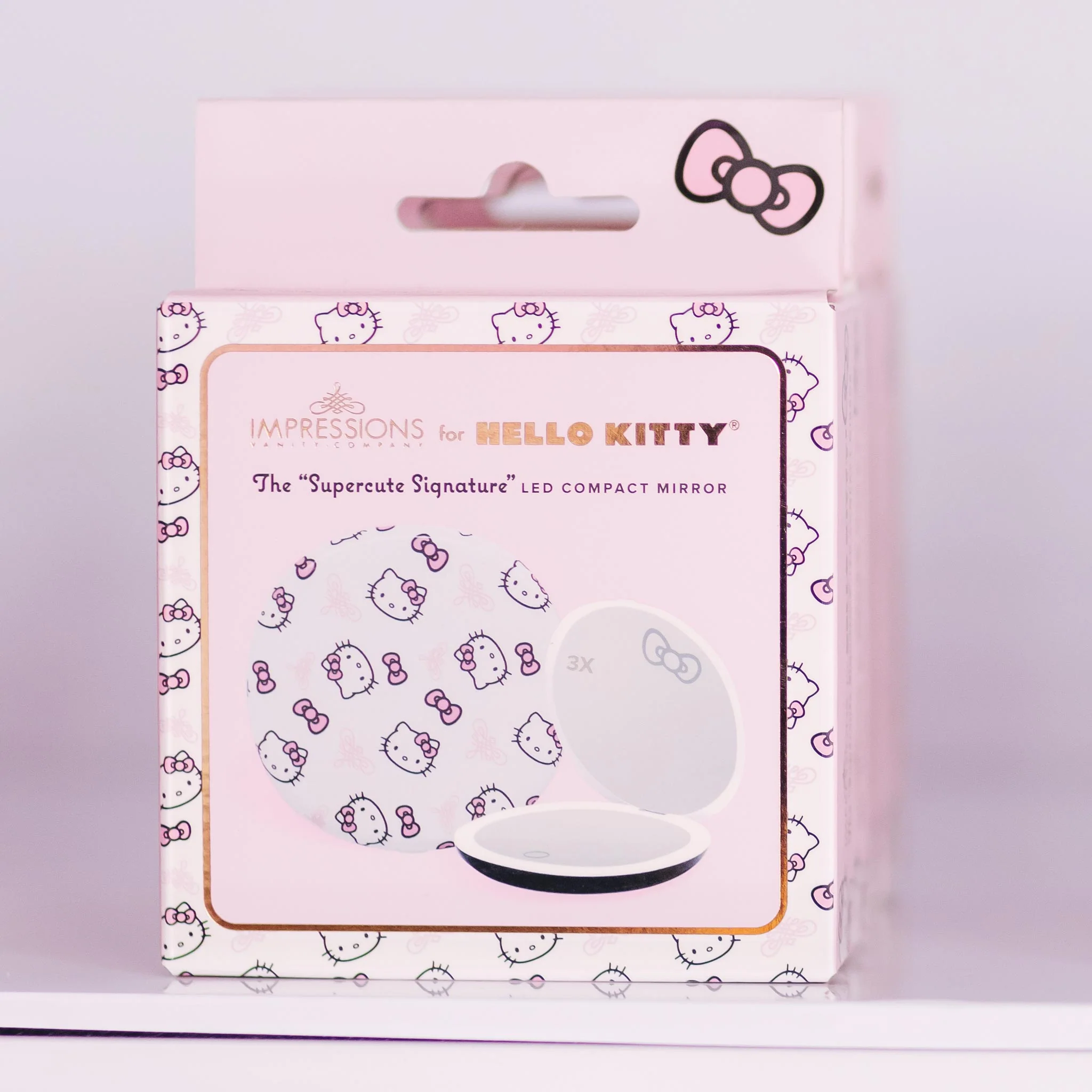 Hello Kitty® "Supercute Signature" Print LED Compact Mirror - Image 8